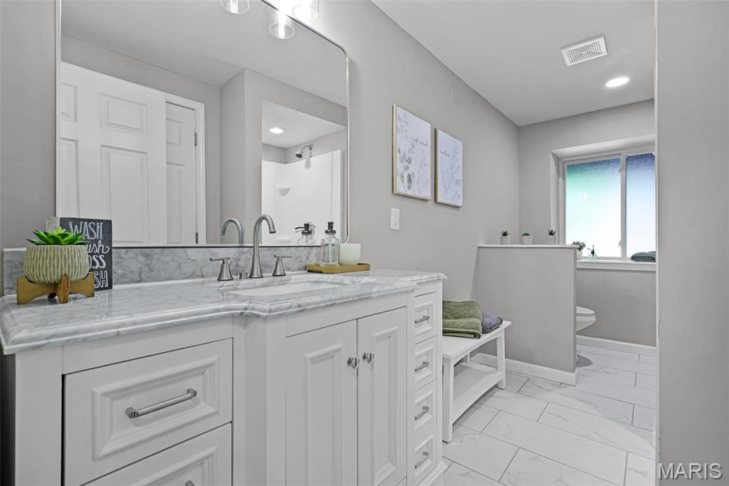 3554 Brown Road St. Louis, MO 63114 - Photo 22 of 47 Gallery Image 22