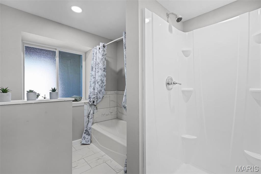 3554 Brown Road St. Louis, MO 63114 - Photo 24 of 47 Gallery Image 24