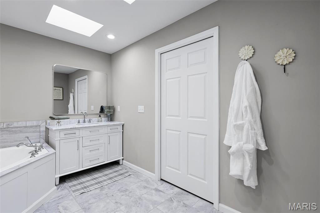 3554 Brown Road St. Louis, MO 63114 - Photo 30 of 47 Gallery Image 30
