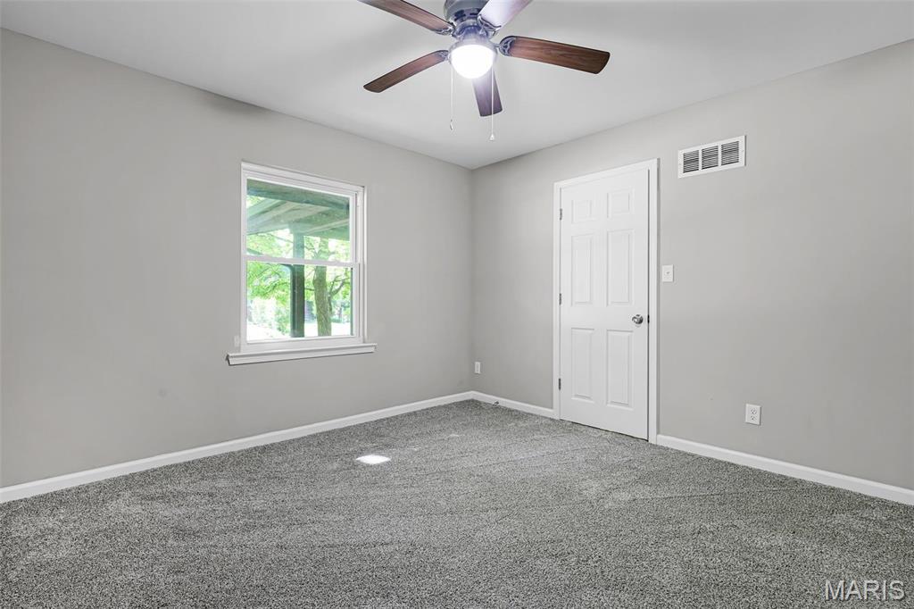 3554 Brown Road St. Louis, MO 63114 - Photo 32 of 47 Gallery Image 32
