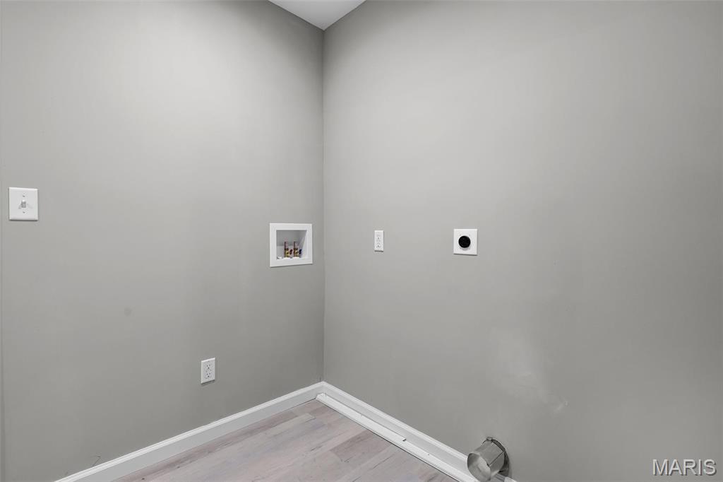 3554 Brown Road St. Louis, MO 63114 - Photo 34 of 47 Gallery Image 34
