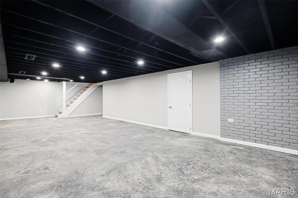 3554 Brown Road St. Louis, MO 63114 - Photo 38 of 47 Gallery Image 38