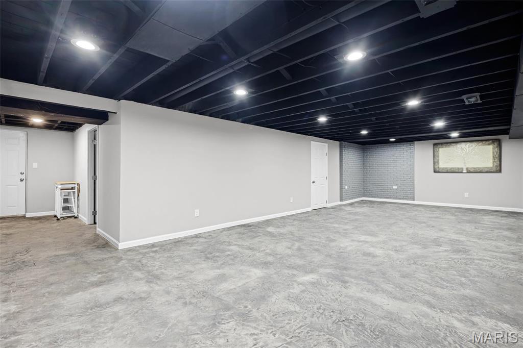 3554 Brown Road St. Louis, MO 63114 - Photo 39 of 47 Gallery Image 39