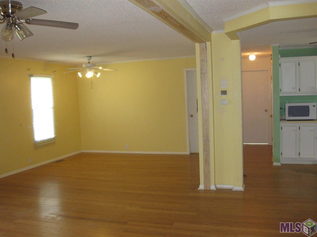 18061 Little Prairie Road Prairieville, LA 70769 - Photo 2 of 17