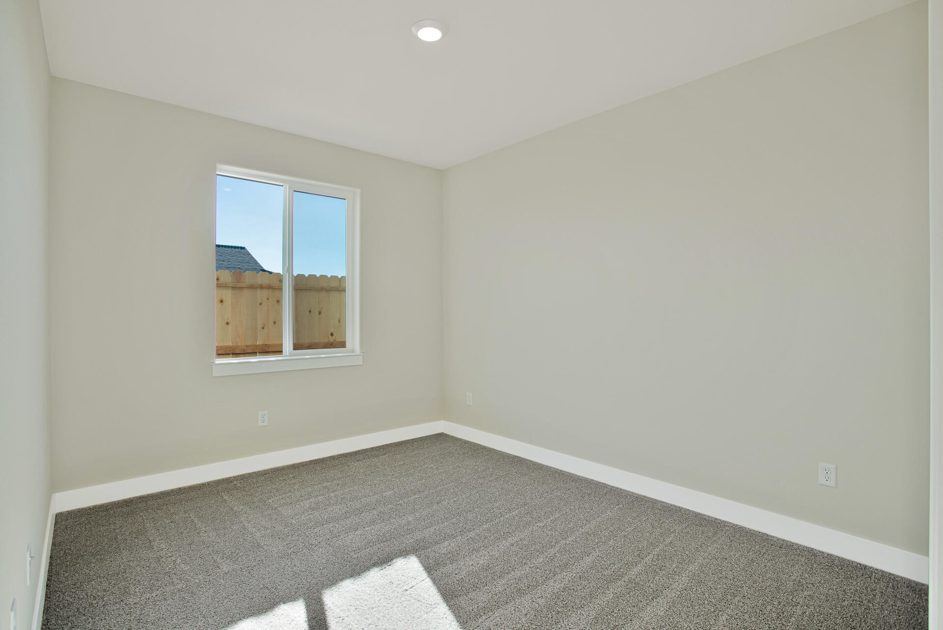 5172 Merced Street Redding, CA 96002 - Photo 20 of 32 IMG_7856_7_8