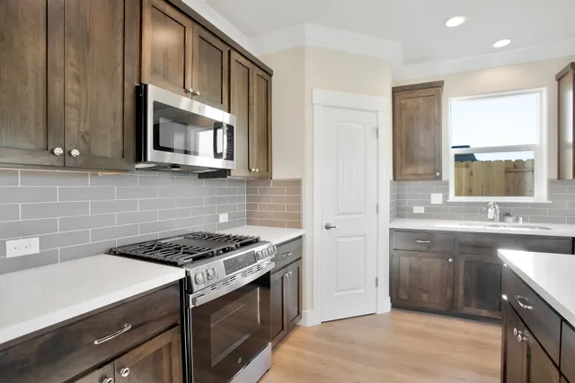 $472,800 | 5172 Merced Street, Redding, CA 96002