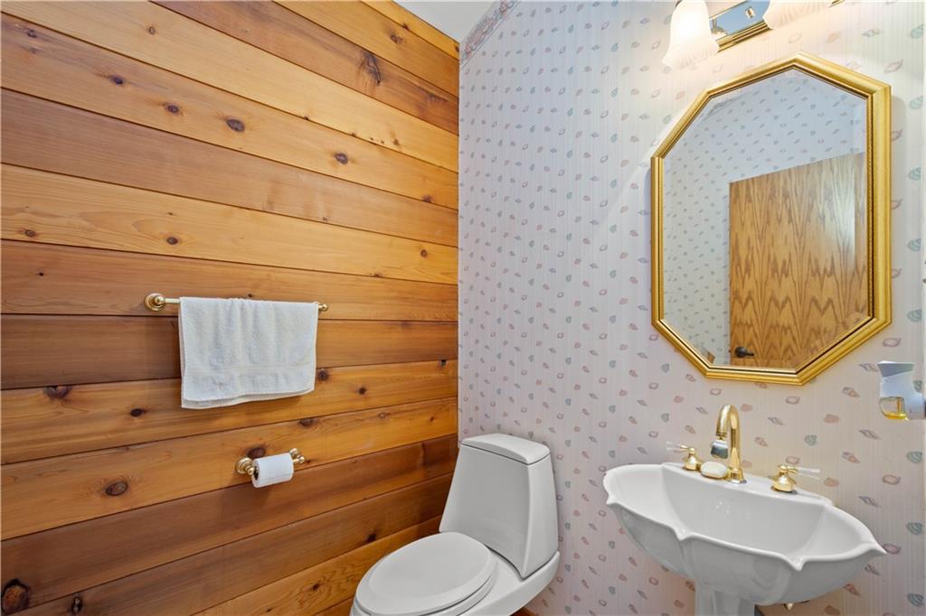 315 Ridge Road Eighty Four, PA 15330 - Photo 10 of 25 Gallery Image 10