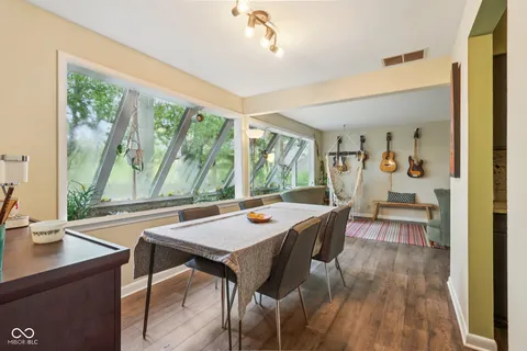 $325,000 | 7470 South 250 West, Pendleton, IN 46064