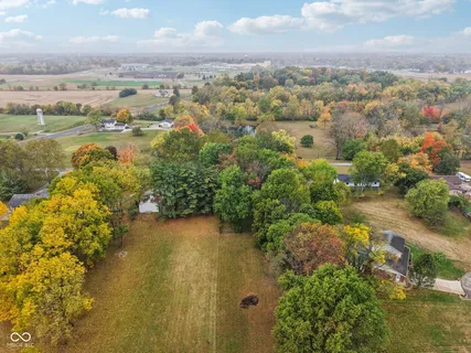 $325,000 | 7470 South 250 West, Pendleton, IN 46064