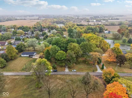 $325,000 | 7470 South 250 West, Pendleton, IN 46064