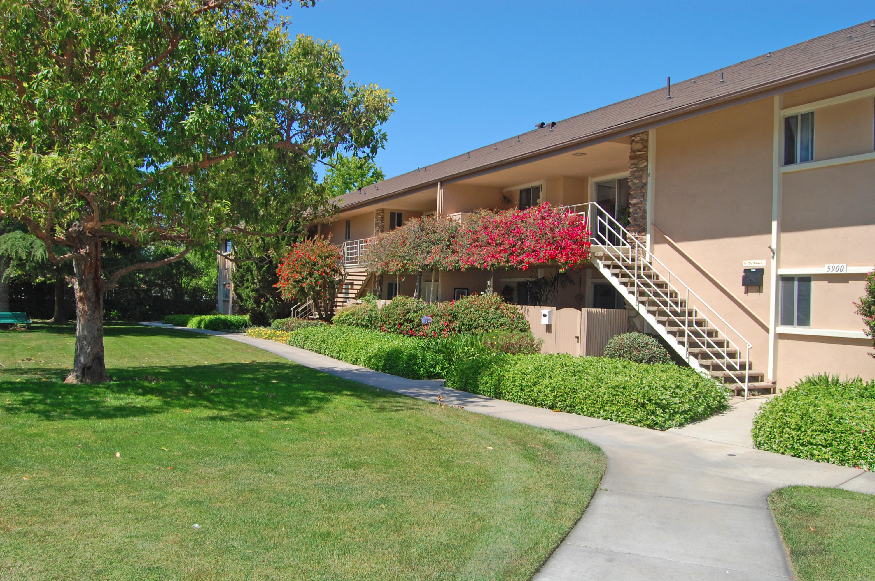 5900 Encina Road, Unit 6 Goleta, CA 93117 - Photo 1 of 17 Front of Condo