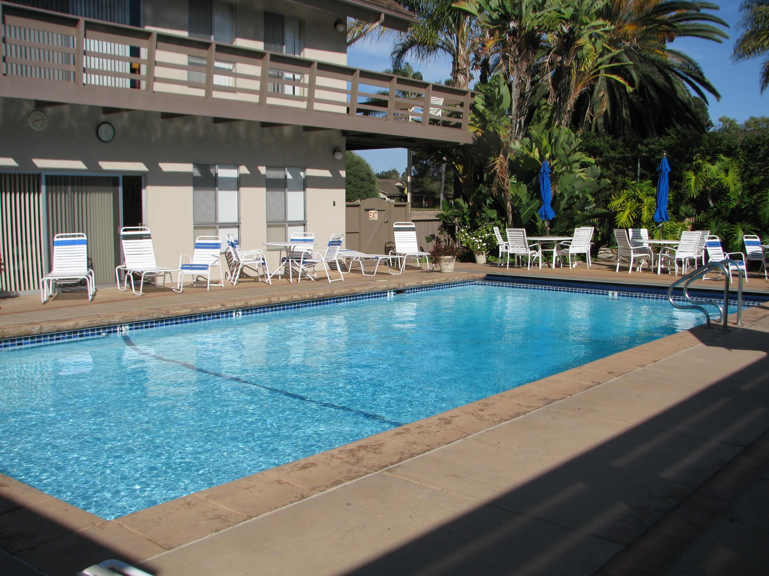 5900 Encina Road, Unit 6 Goleta, CA 93117 - Photo 14 of 17 Pool