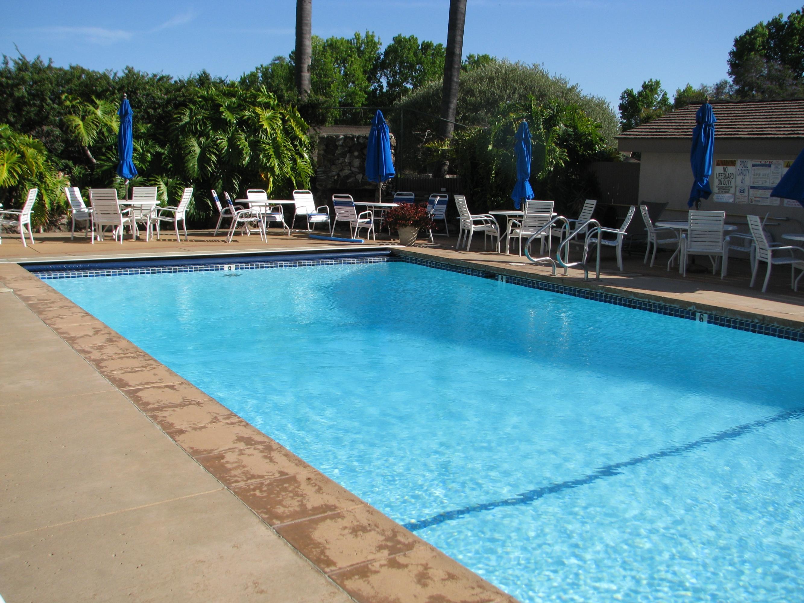 5900 Encina Road, Unit 6 Goleta, CA 93117 - Photo 15 of 17 Pool