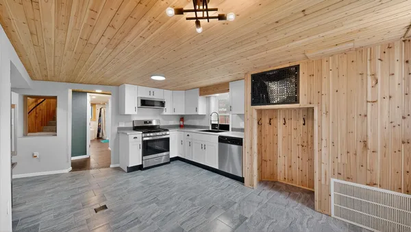 $349,900 | 501 St Anthony Street North, Preston, MN 55965