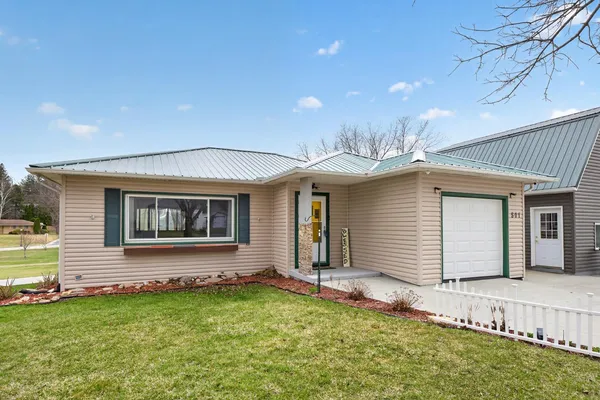 $349,900 | 501 St Anthony Street North, Preston, MN 55965