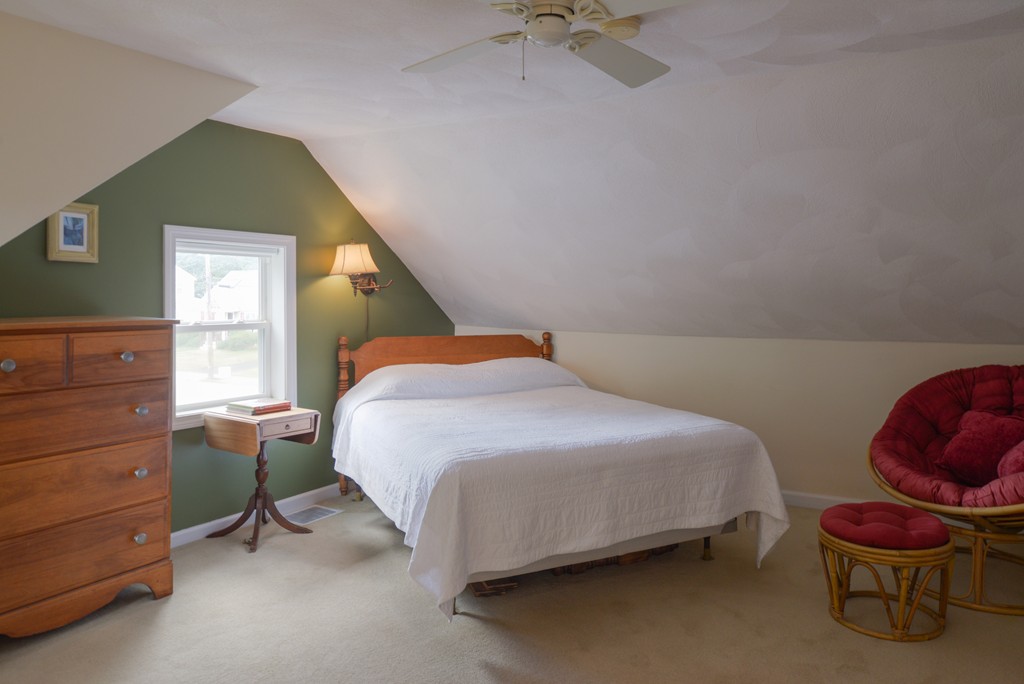 14 Windsor Road Beverly, MA 01915 - Photo 12 of 19 Gallery Image 12