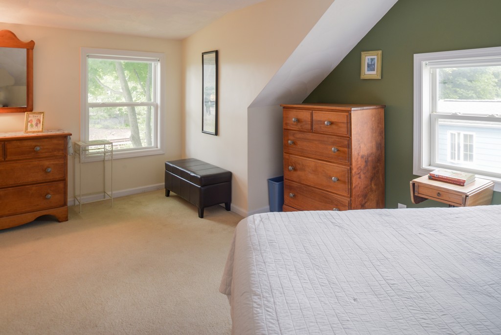 14 Windsor Road Beverly, MA 01915 - Photo 13 of 19 Gallery Image 13