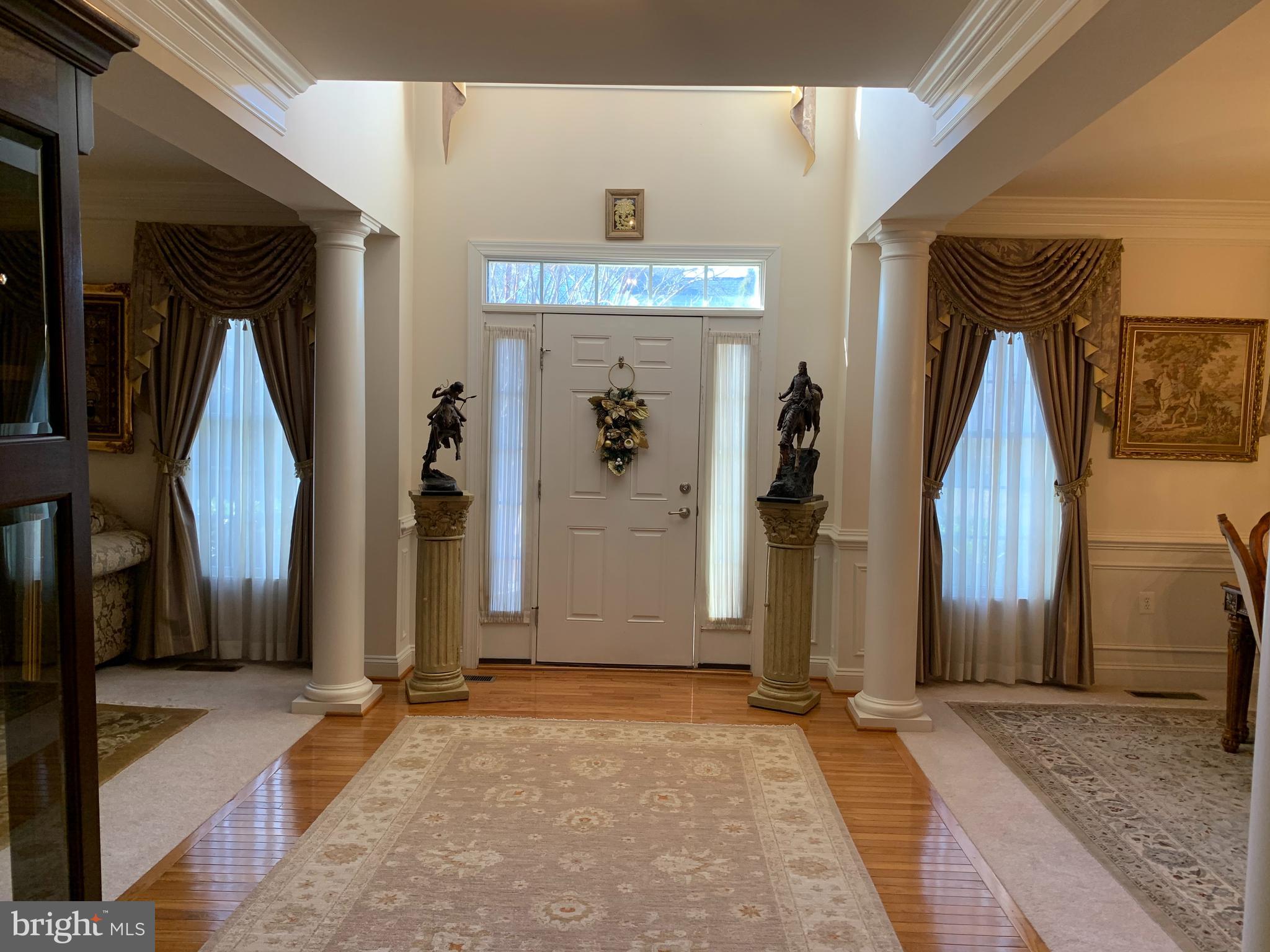 3927 Chantilly Road Chantilly, VA 20151 - Photo 5 of 98 Gallery Image 5