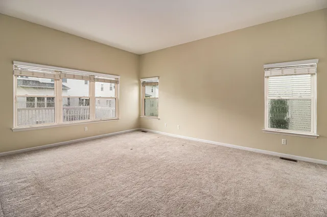 $3,300 | 1304 North Bay Drive, Ann Arbor, MI 48103