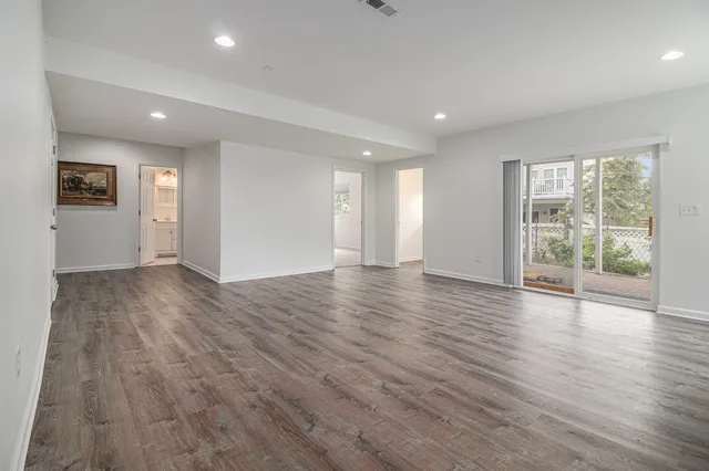 $3,300 | 1304 North Bay Drive, Ann Arbor, MI 48103