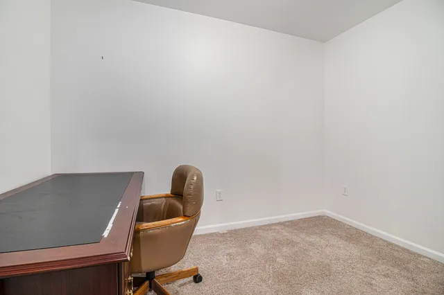 $3,300 | 1304 North Bay Drive, Ann Arbor, MI 48103