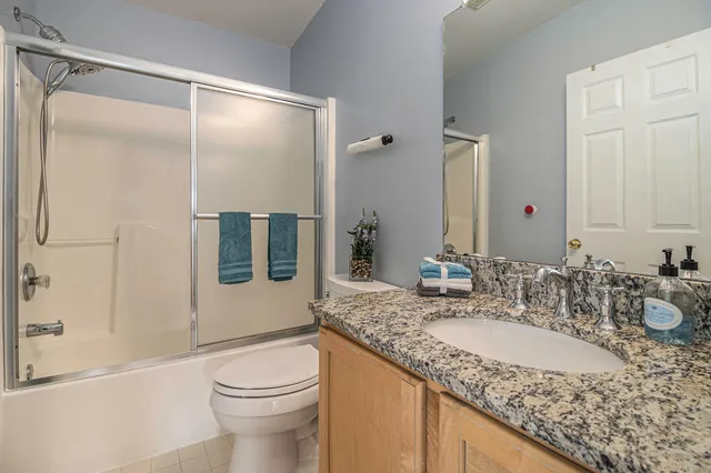 $3,300 | 1304 North Bay Drive, Ann Arbor, MI 48103