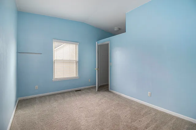 $3,300 | 1304 North Bay Drive, Ann Arbor, MI 48103