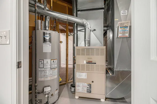 $3,300 | 1304 North Bay Drive, Ann Arbor, MI 48103