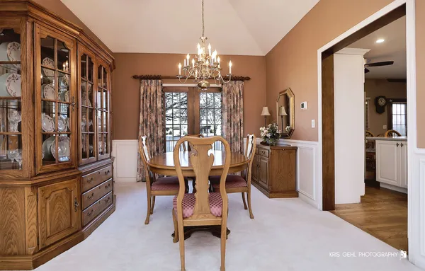 $675,000 | 1283 Cranbrook Circle, Aurora, IL 60502