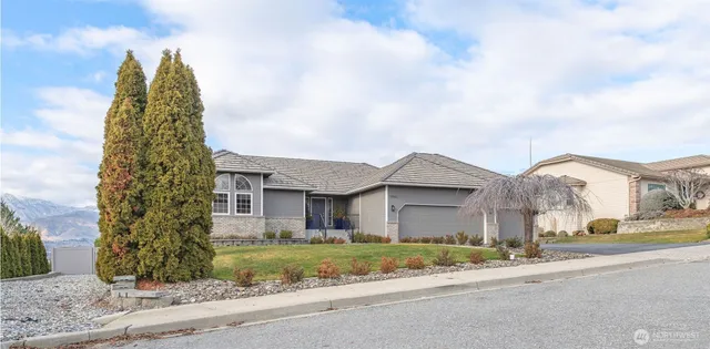 $938,880 | 1950 Diamond Court, East Wenatchee, WA 98802