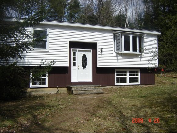 186 Swain Road Barrington, NH 03825 - Photo 1 of 1