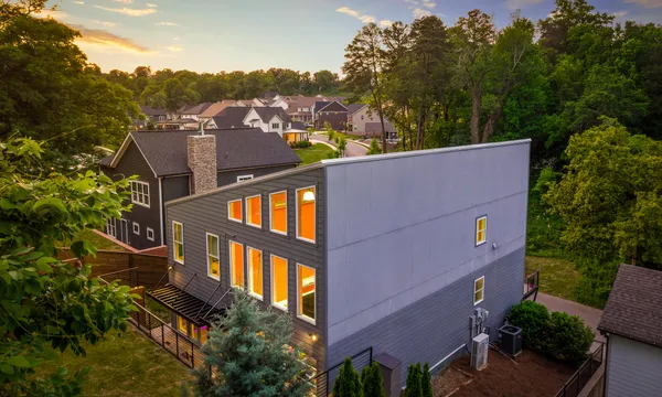 $999,999 | 840 Dartmouth Street, Chattanooga, TN 37405