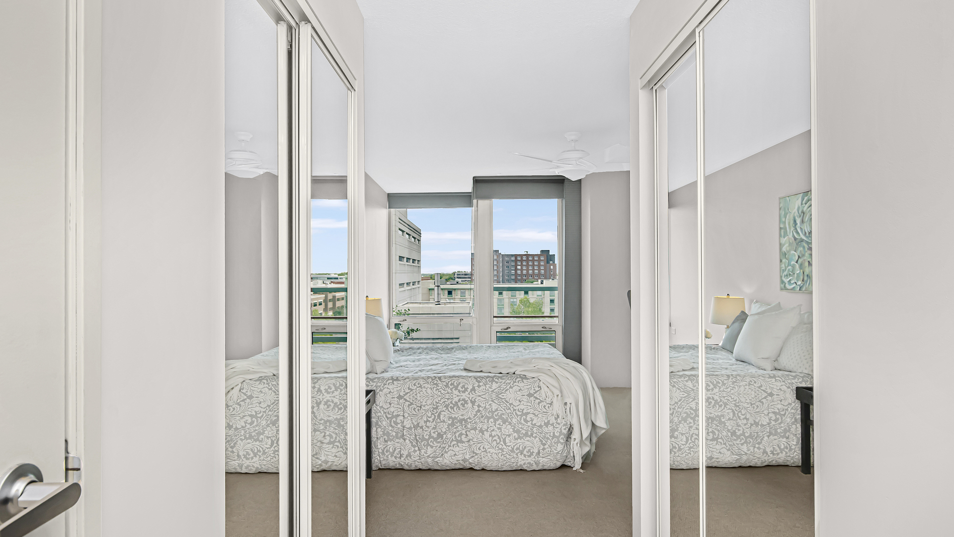 800 Elgin Road, Unit 910 Evanston, IL 60201 - Photo 14 of 27
