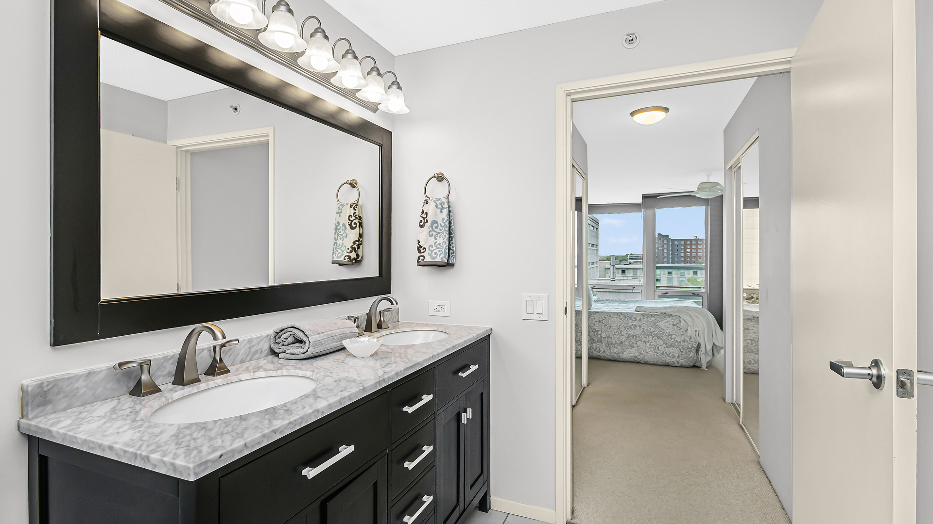 800 Elgin Road, Unit 910 Evanston, IL 60201 - Photo 17 of 27