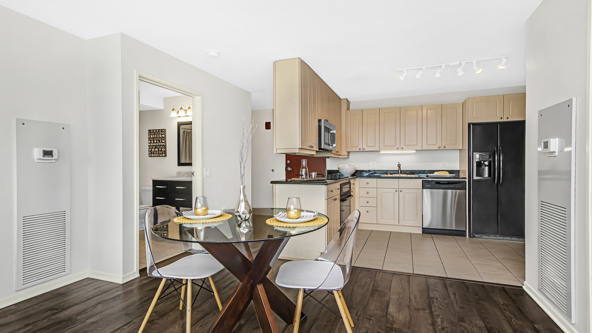 800 Elgin Road, Unit 910 Evanston, IL 60201 - Photo 8 of 27