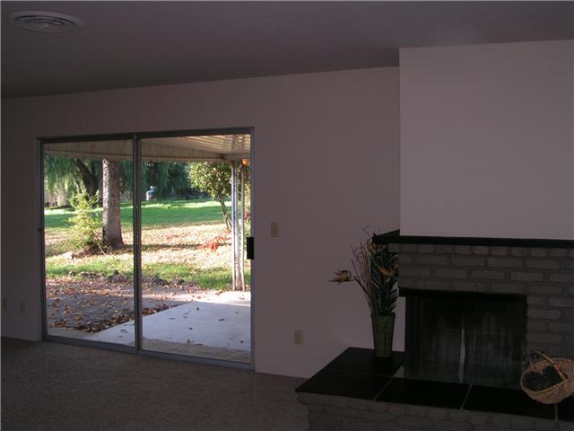 1702 Arnold Way Alpine, CA 91901 - Photo 4 of 14 Gallery Image 4