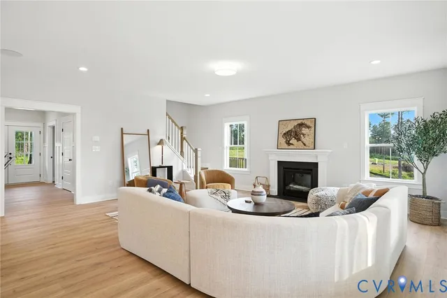 $899,900 | 2470 Old Telegraph Road, Providence Forge, VA 23140