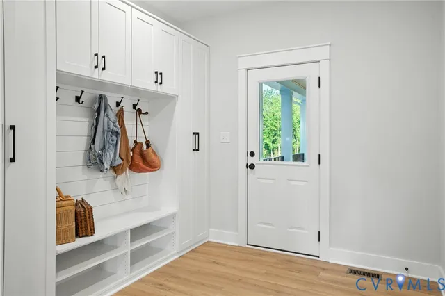 $899,900 | 2470 Old Telegraph Road, Providence Forge, VA 23140