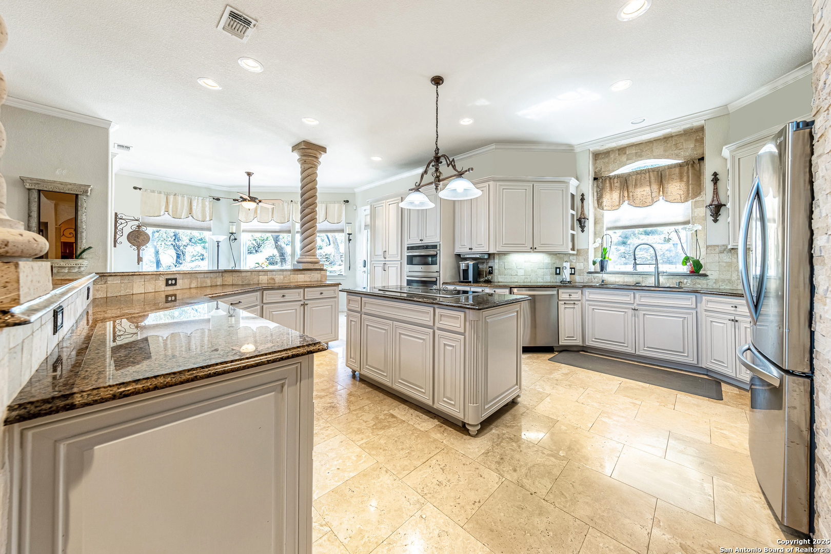 112 Los Colinas Spring Branch, TX 78070 - Photo 16 of 64
