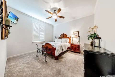 $999,999 | 112 Los Colinas, Spring Branch, TX 78070