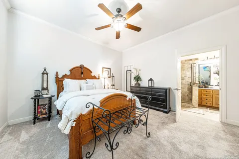 $999,999 | 112 Los Colinas, Spring Branch, TX 78070