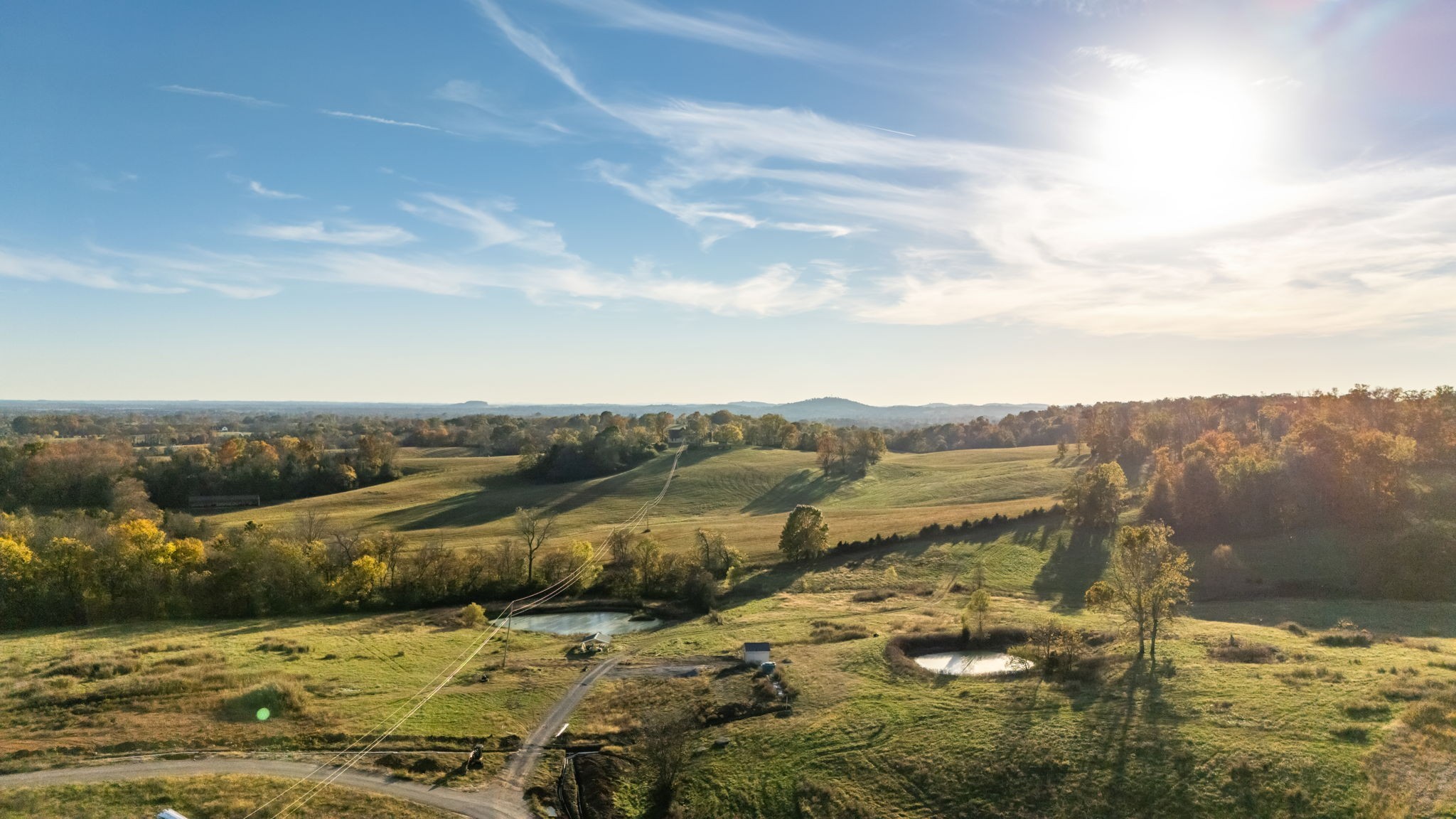345 Brazier Lane Gallatin, TN 37066 - Photo 5 of 12 a view of lake with mountain
