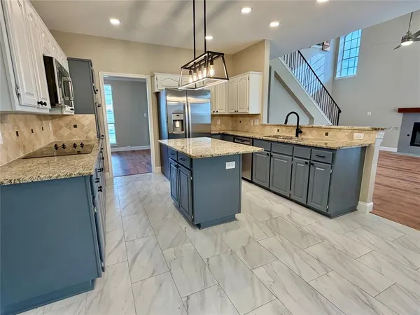 $3,600 | 2112 Stonegate Drive, Carrollton, TX 75010