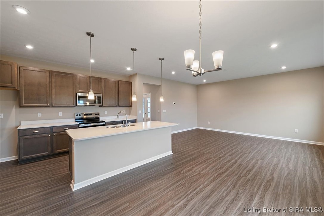 8220 Crescent Cove Charlestown, IN 47111 - Photo 11 of 31