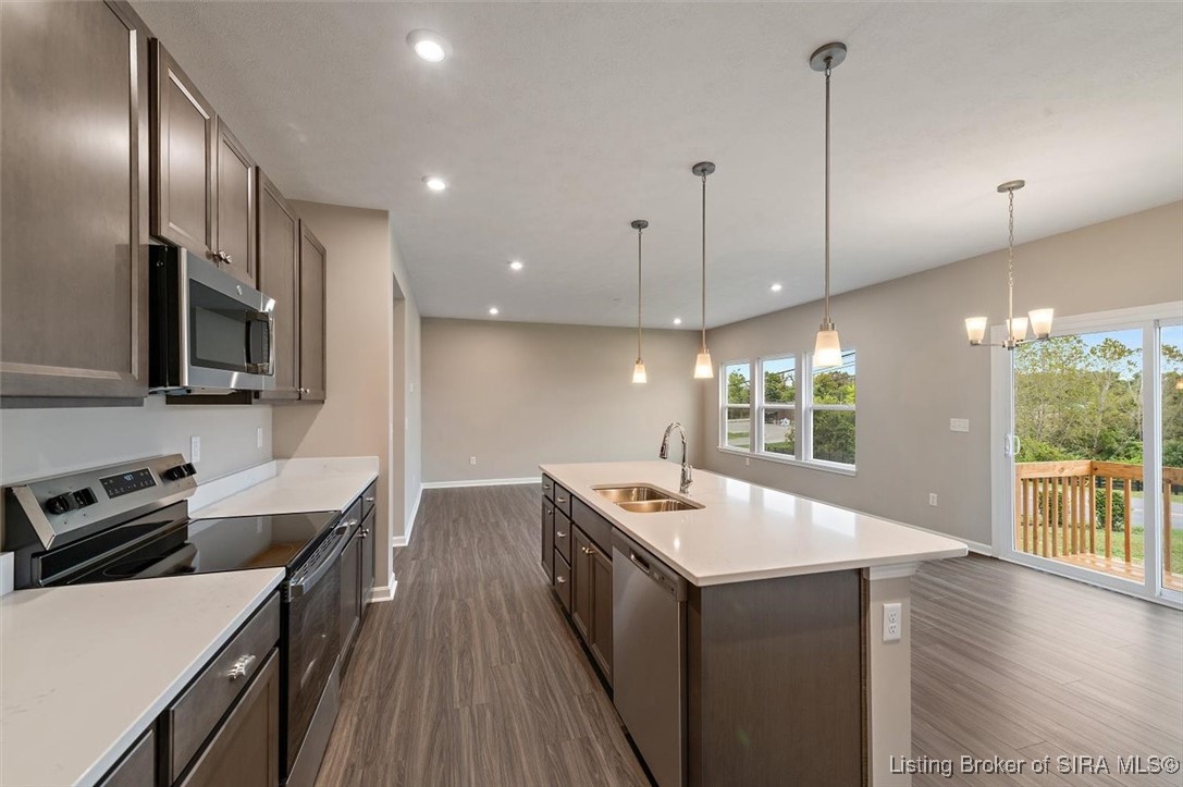 8220 Crescent Cove Charlestown, IN 47111 - Photo 7 of 31