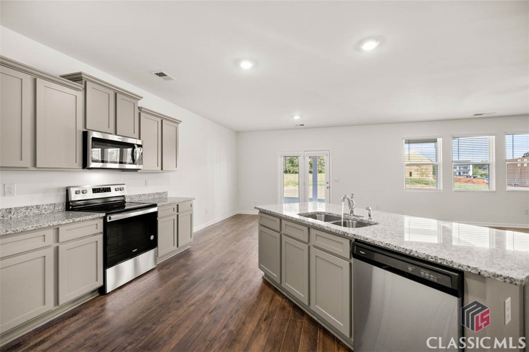 303 Abbott Road Statham, GA 30666 - Photo 13 of 58 Gallery Image 13