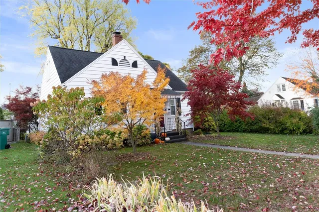 $225,000 | 99 Chesterton Road, Greece, NY 14626