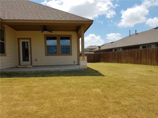 $2,300 | 743 Easton Drive, San Marcos, TX 78666