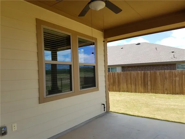 $2,300 | 743 Easton Drive, San Marcos, TX 78666