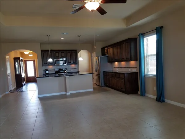 $2,300 | 743 Easton Drive, San Marcos, TX 78666